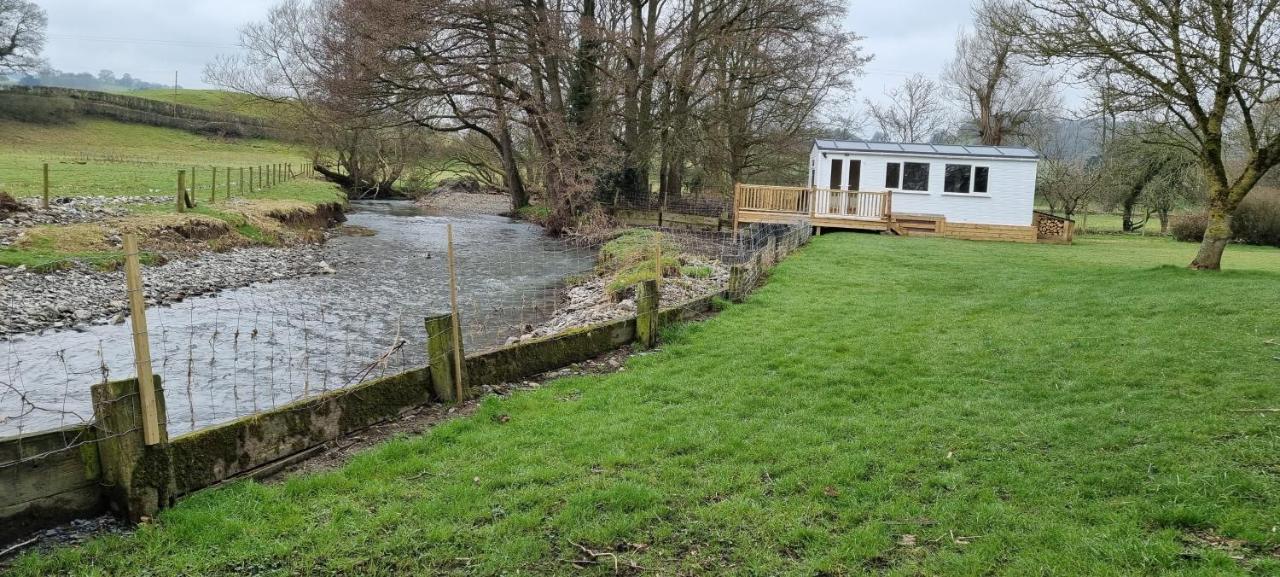 Riverside Cabin In Shropshire Oswestry Esterno foto